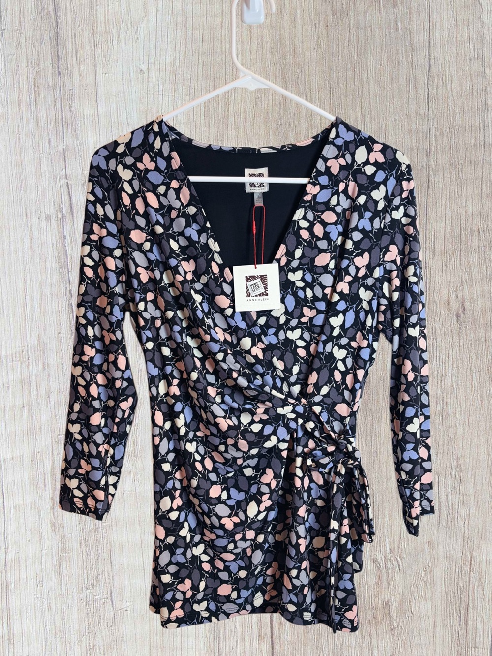NWT Anne Klein Mayfair Wrap Top with Pink,Lavender and Cream Leaf Abstract Print